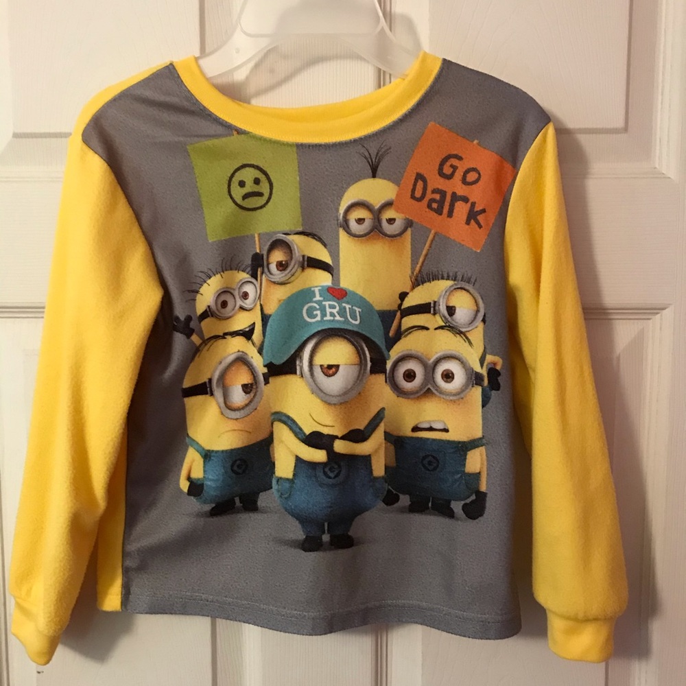 Despicable Me 3 Minions Pajama Top Boys 6/7